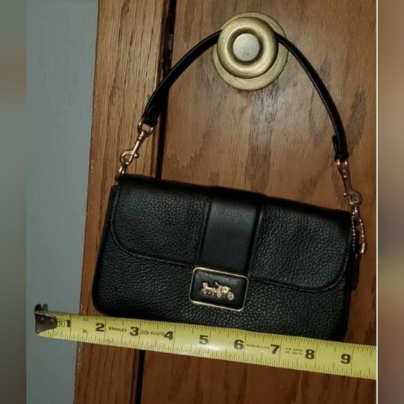 Small Coach Handbag - Picture 2 of 4